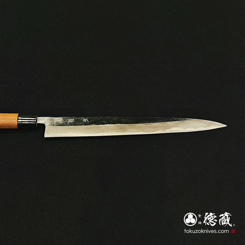 青二　黒打仕上　筋引包丁　胡桃柄