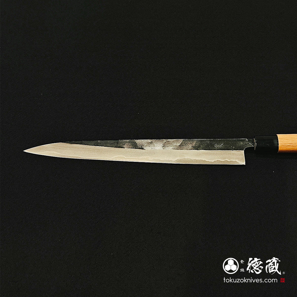 青二　黒打仕上　筋引包丁　胡桃柄